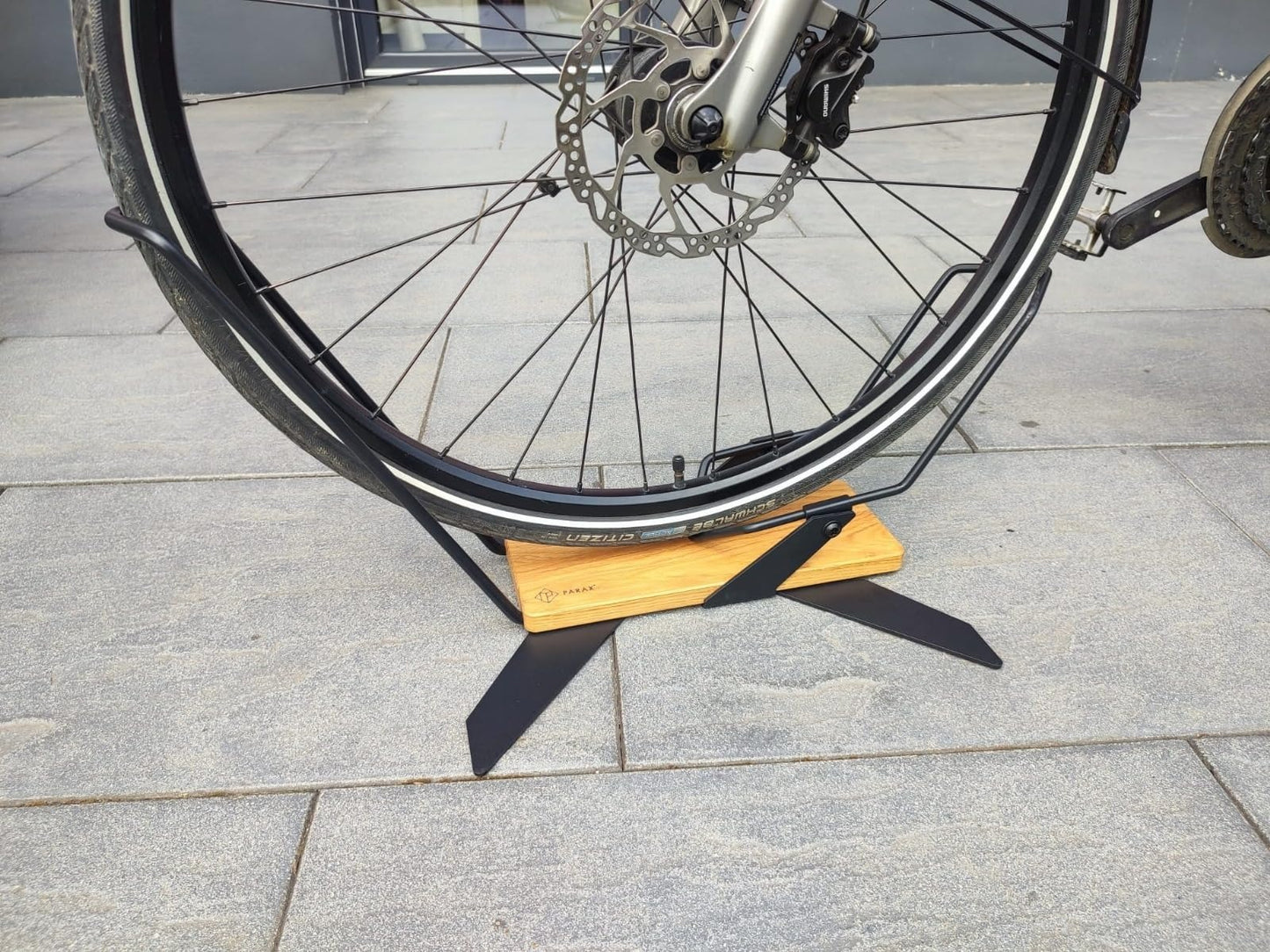 PARAX X-STAND Freestanding Bike Stand — Solid Oak & Steel, Made in Germany