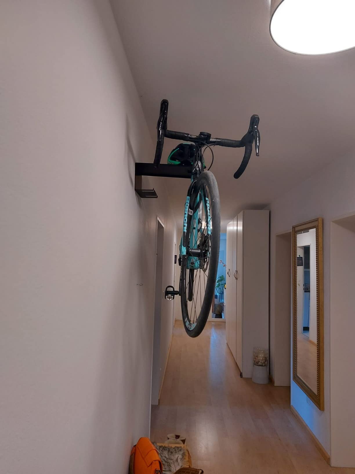 Huniox Bicycle Wall Mount Holder — Space-Saving Garage Bike Storage with Magnetic Protection