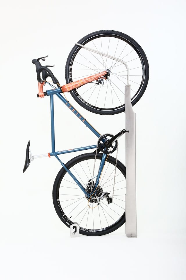 Japanese modern design lightweight bicycle upright storage rack